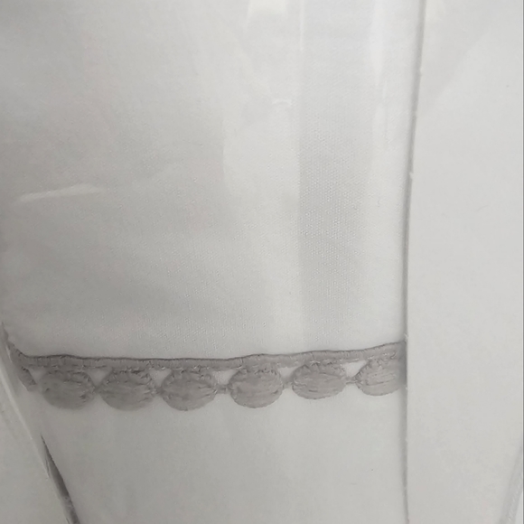 **Givi Lulu King Italian Cotton Percale Pon Pon Sheet Set - Picture 4 of 10